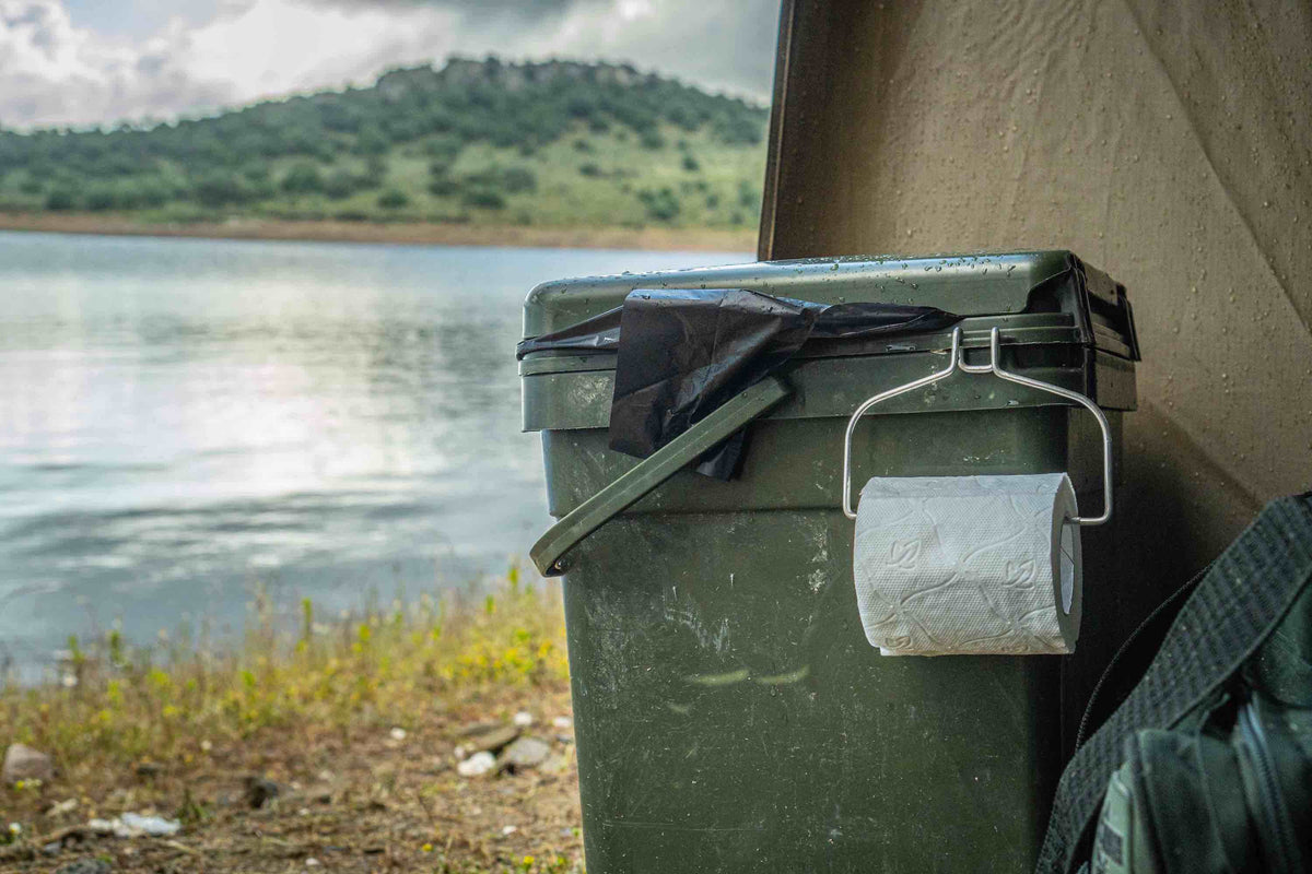 Toilets & Accessories