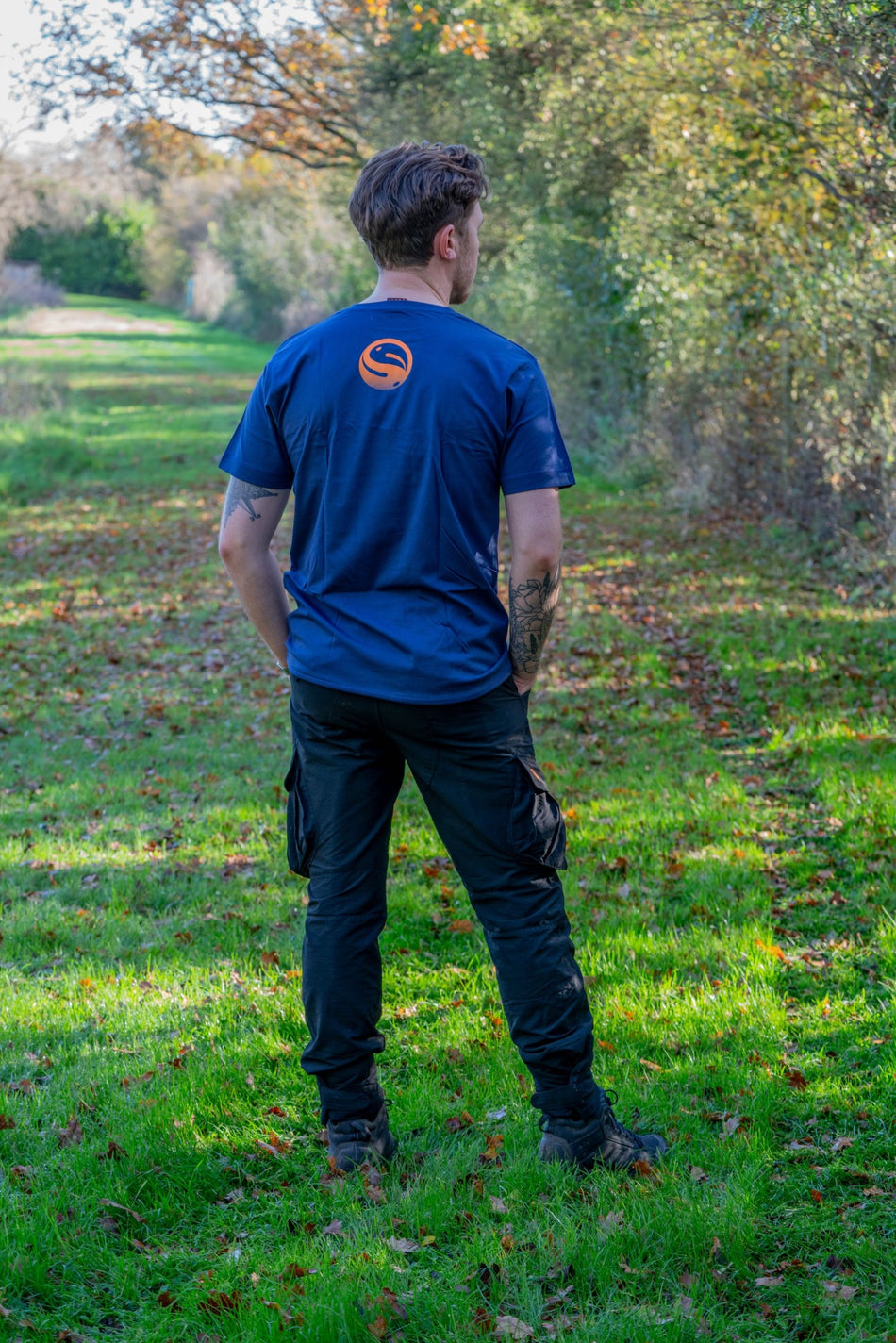 Guru Gradient Logo T-Shirt - Medium
