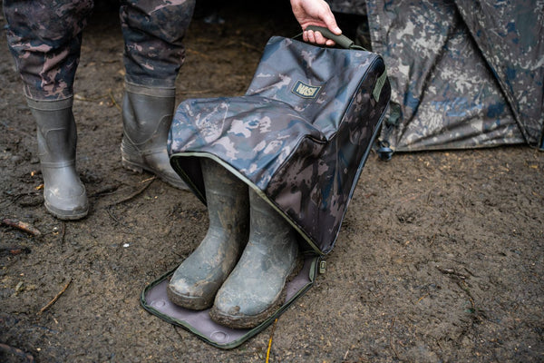 Nash Subterfuge Waterproof Wader & Boot Bag